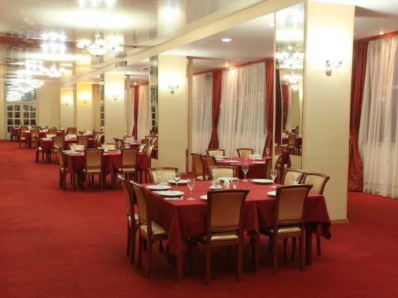 AZIMUT Hotel Astrachan Exteriör bild